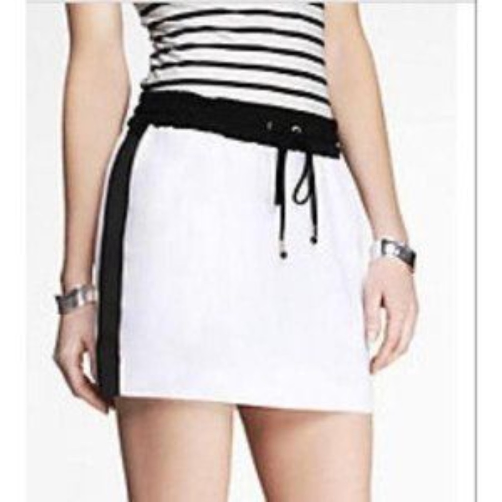 Express Black and White Mini Skirt - M